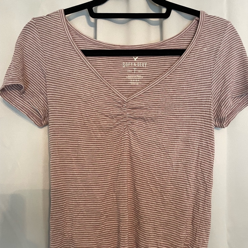 American Eagle shirt